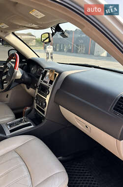 Седан Chrysler 300C 2005 в 