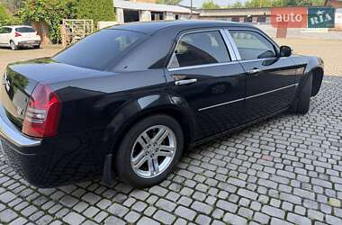 Седан Chrysler 300C 2006 в 