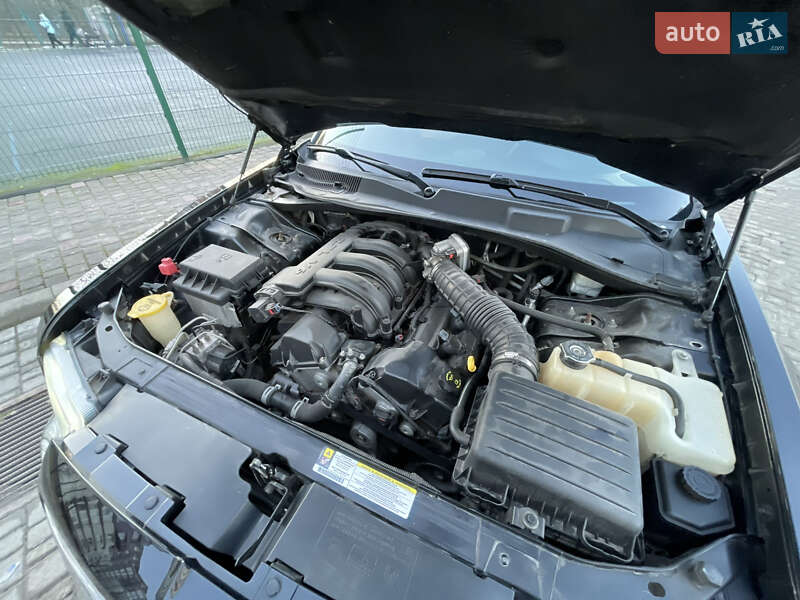 Седан Chrysler 300C 2007 в Івано-Франківську