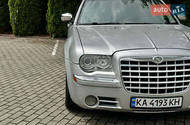 Седан Chrysler 300C 2008 в 