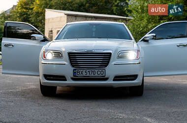 Седан Chrysler 300C 2014 в 
