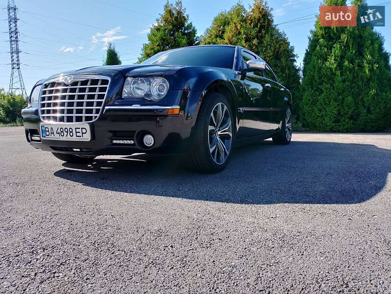 Седан Chrysler 300C 2005 в Кропивницком