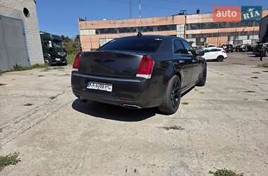 Седан Chrysler 300C 2018 в 