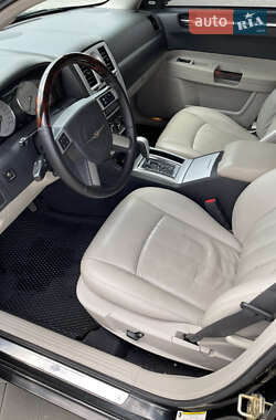 Седан Chrysler 300C 2006 в 