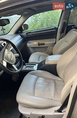 Седан Chrysler 300C 2005 в 
