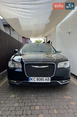 Седан Chrysler 300C 2016 в Ковеле