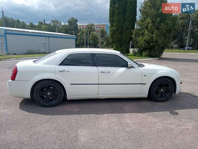 Седан Chrysler 300C 2005 в Ровно фото 10 Седан Chrysler 300C 2005 в Ровно
