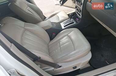 Седан Chrysler 300C 2005 в 