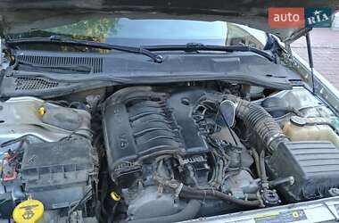 Седан Chrysler 300C 2005 в 