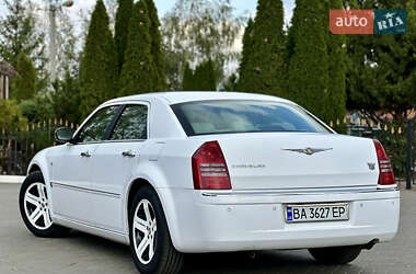 Седан Chrysler 300C 2005 в 
