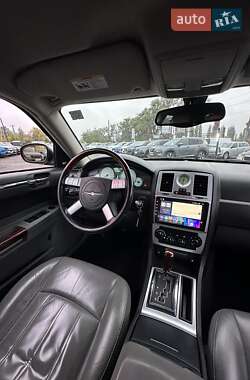 Универсал Chrysler 300C 2004 в 