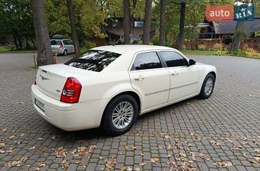 Седан Chrysler 300C 2008 в 