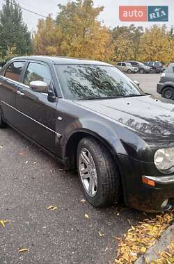 Седан Chrysler 300C 2005 в 