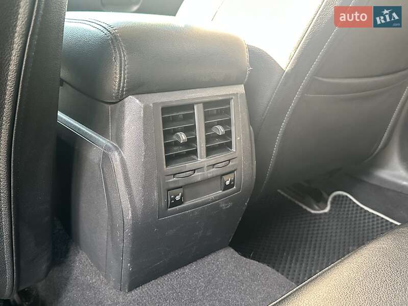 Універсал Chrysler 300C 2009 в Запоріжжі