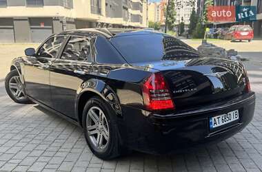 Седан Chrysler 300C 2005 в 