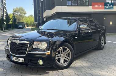 Седан Chrysler 300C 2005 в 