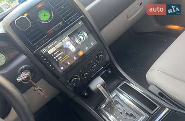 Седан Chrysler 300C 2005 в 