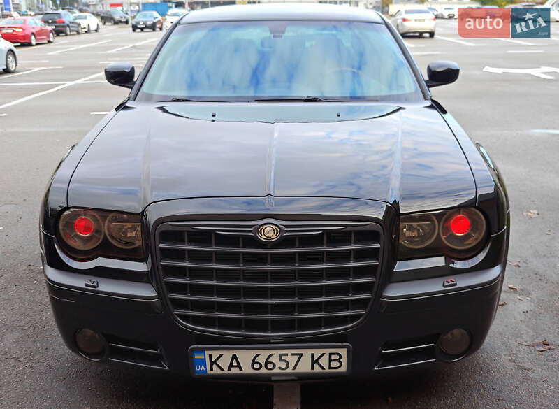 Седан Chrysler 300C 2004 в Києві фото 3 Седан Chrysler 300C 2004 в Києві