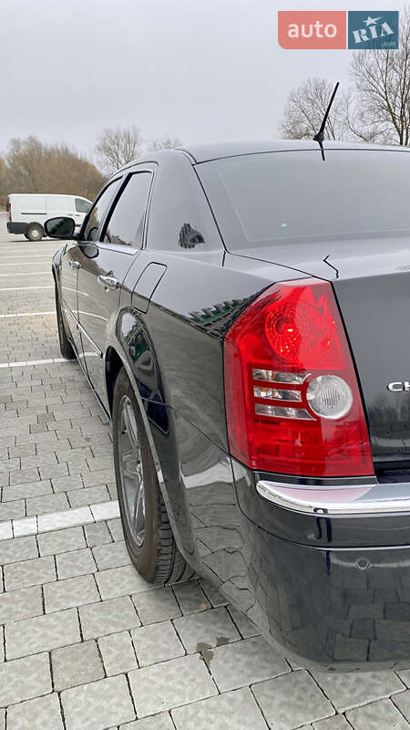 Седан Chrysler 300C 2008 в Львові фото 15 Седан Chrysler 300C 2008 в Львові