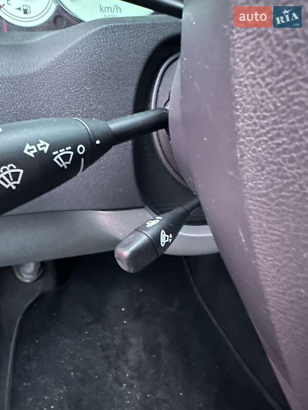 Универсал Chrysler 300C 2004 в Белогородке