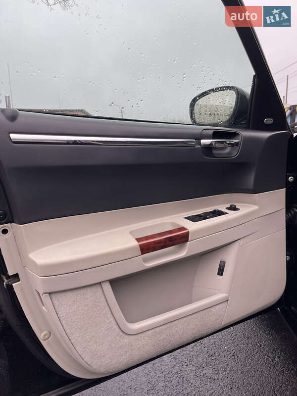 Седан Chrysler 300C 2005 в Житомирі фото 8 Седан Chrysler 300C 2005 в Житомирі