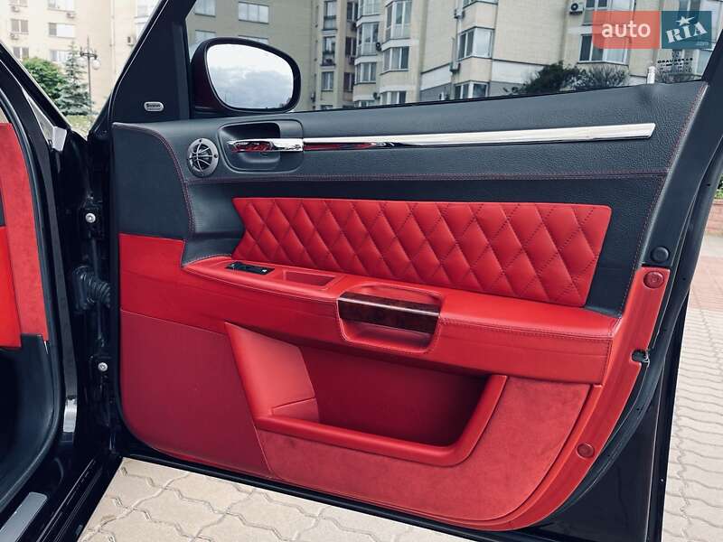 Седан Chrysler 300C 2005 в Києві фото 16 Седан Chrysler 300C 2005 в Києві