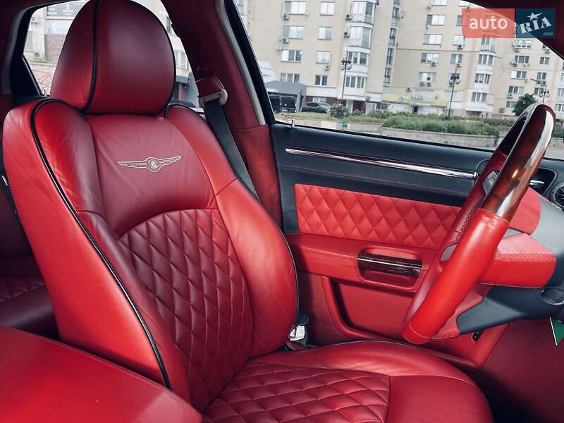 Седан Chrysler 300C 2005 в Києві фото 12 Седан Chrysler 300C 2005 в Києві