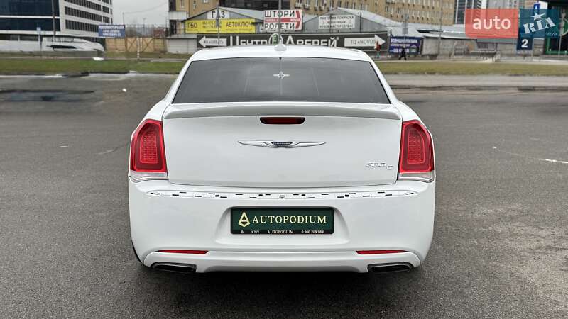 Седан Chrysler 300C 2016 в Києві фото 7 Седан Chrysler 300C 2016 в Києві