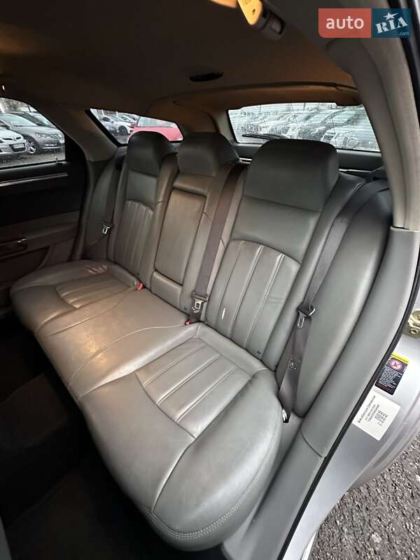 Универсал Chrysler 300C 2004 в Белогородке фото 27 Универсал Chrysler 300C 2004 в Белогородке