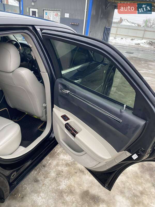 Седан Chrysler 300C 2006 в Чернігові фото 12 Седан Chrysler 300C 2006 в Чернігові