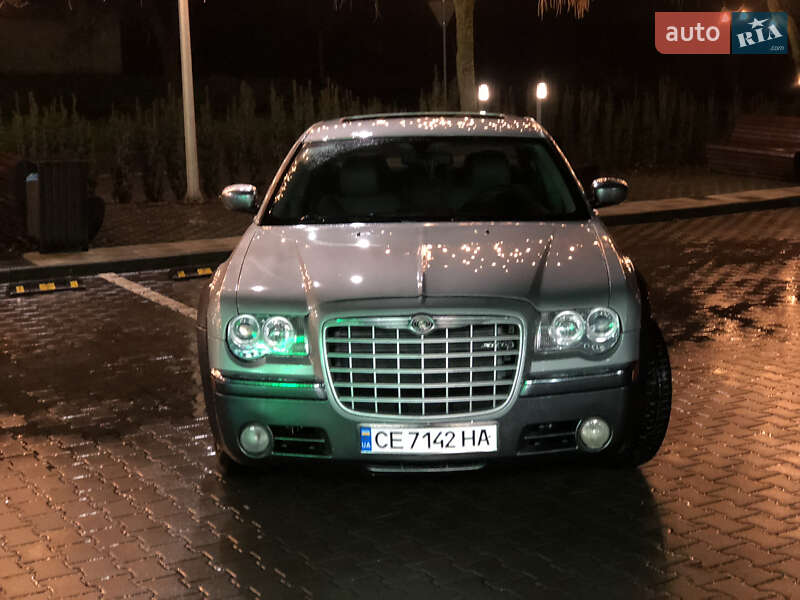 Седан Chrysler 300C 2006 в Черновцах