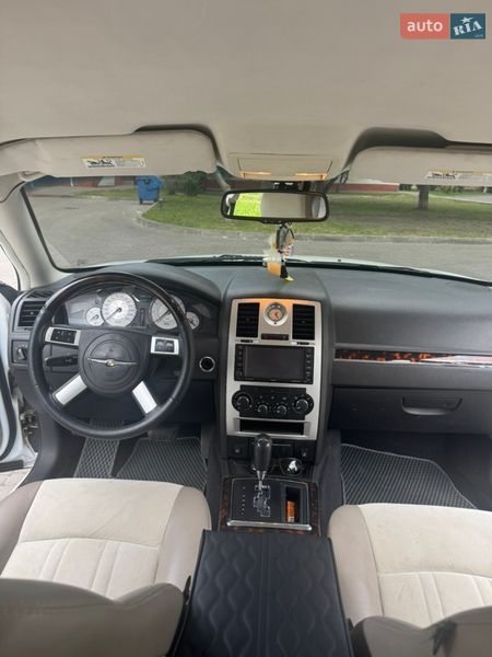 Седан Chrysler 300C 2008 в Одессе