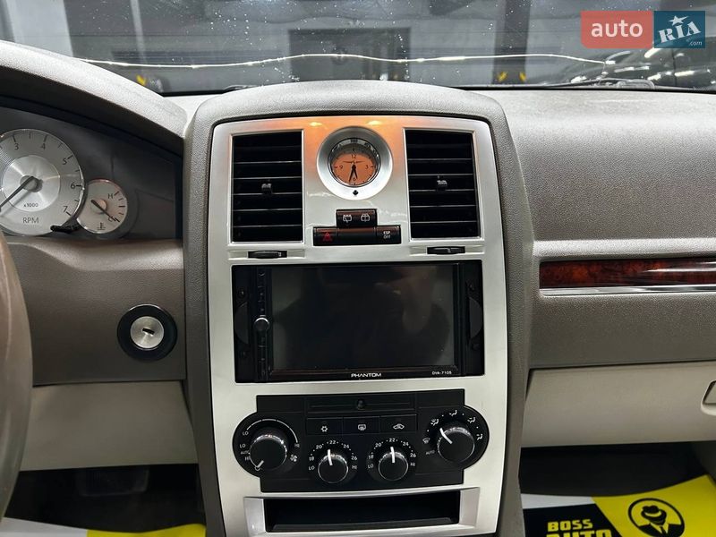 Седан Chrysler 300C 2006 в Черновцах фото 16 Седан Chrysler 300C 2006 в Черновцах