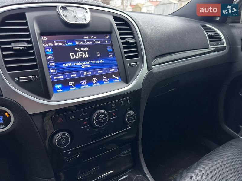 Седан Chrysler 300C 2011 в Кременчуге фото 12 Седан Chrysler 300C 2011 в Кременчуге