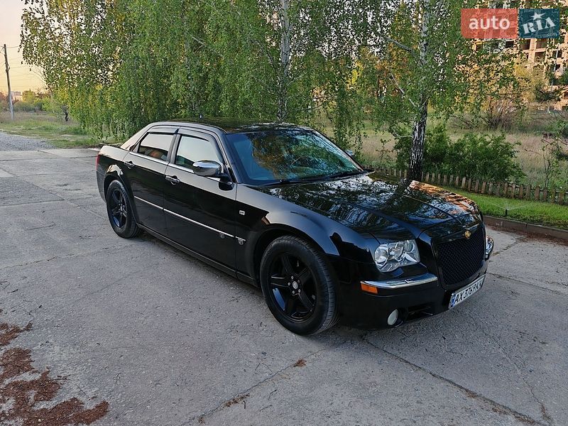 Седан Chrysler 300C 2008 в Киеве фото 6 Седан Chrysler 300C 2008 в Киеве