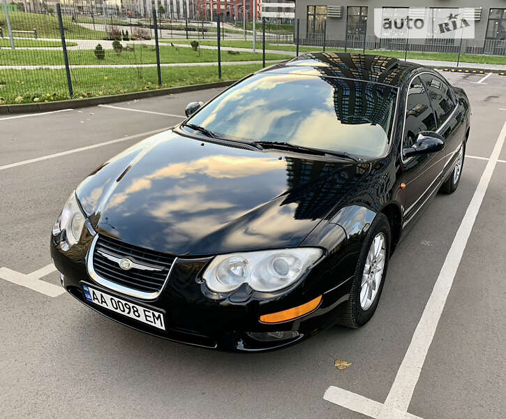 Седан Chrysler 300M 2002 в Киеве