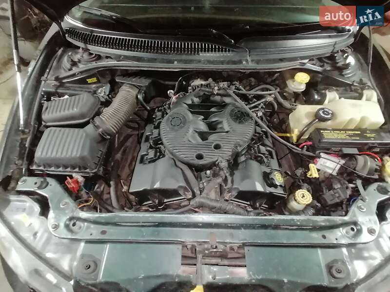 Седан Chrysler 300M 1999 в Виннице