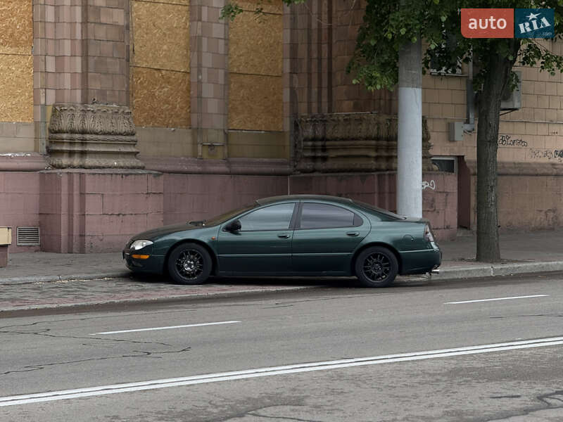 Седан Chrysler 300M 1999 в Вольнянске