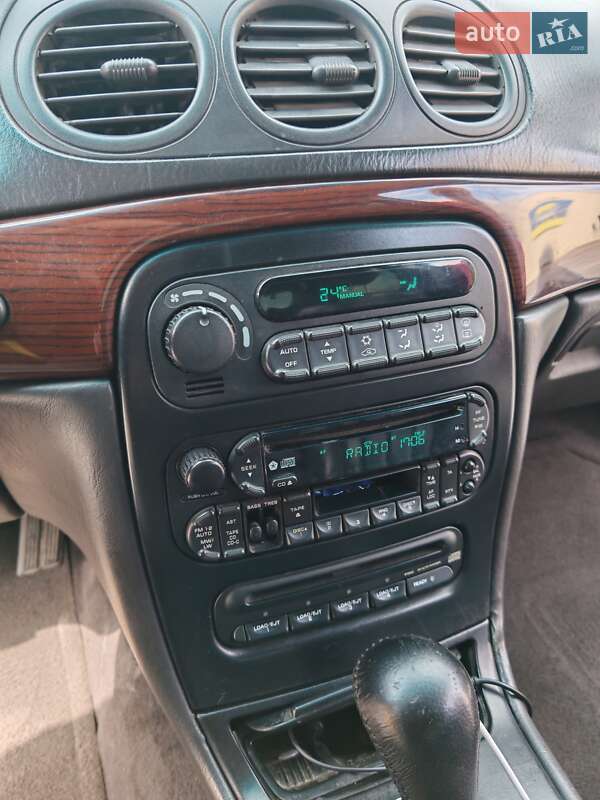 Седан Chrysler 300M 1999 в Житомире