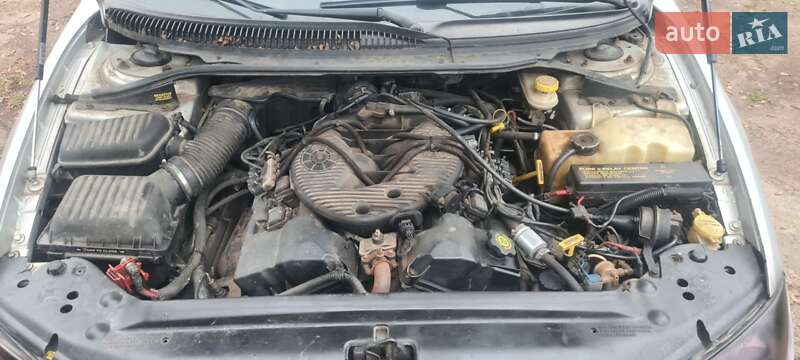 Седан Chrysler 300M 2000 в Черкассах