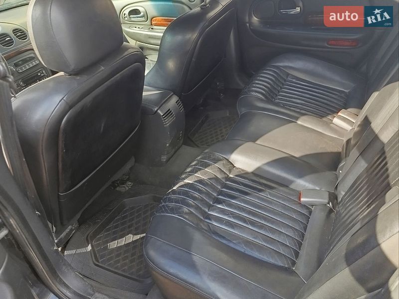 Седан Chrysler 300M 2003 в Овруче