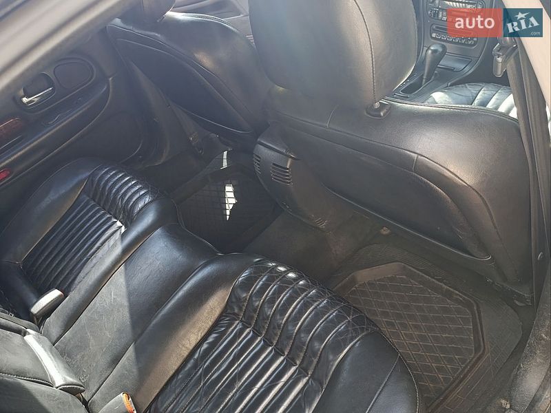 Седан Chrysler 300M 2003 в Овруче