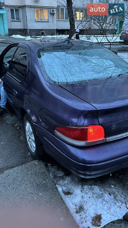 Седан Chrysler Cirrus 1995 в Києві