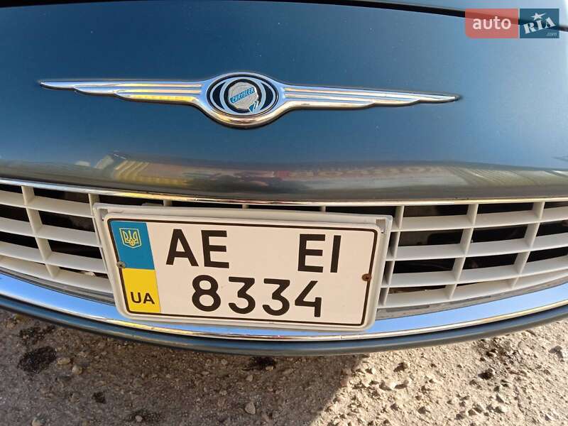 Седан Chrysler Concorde 2000 в Марганце