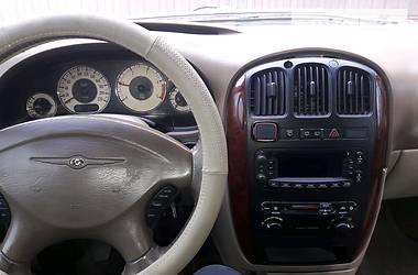Минивэн Chrysler Grand Voyager 2002 в Черновцах