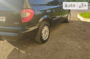 Универсал Chrysler Grand Voyager 2004 в Львове