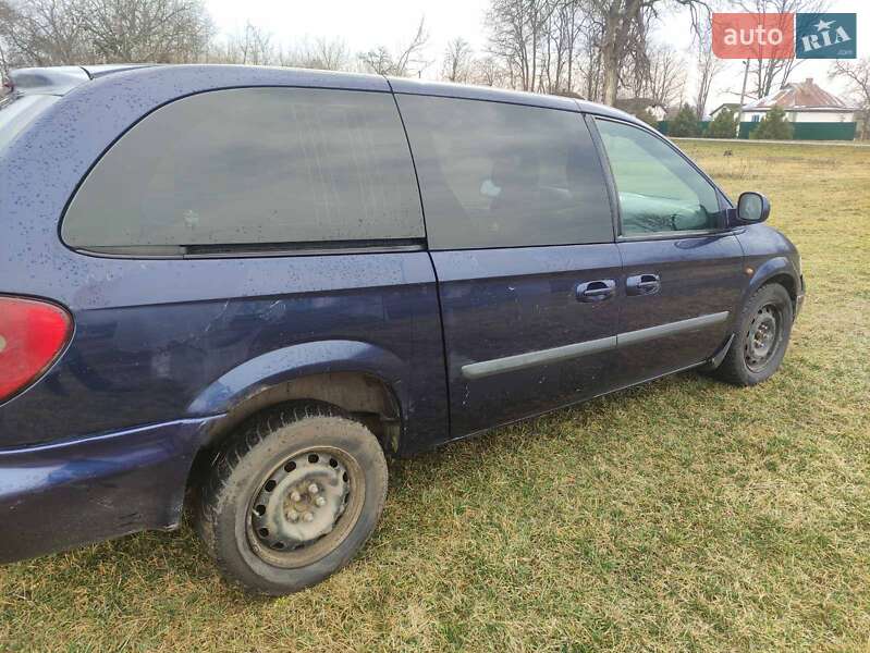 Минивэн Chrysler Grand Voyager 2006 в Чернобае