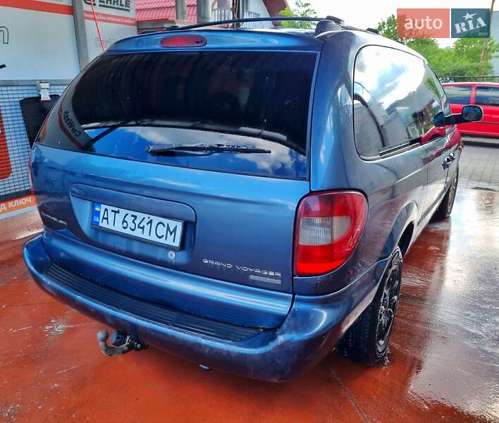 Минивэн Chrysler Grand Voyager 2001 в Ивано-Франковске