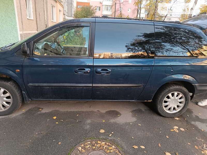 Минивэн Chrysler Grand Voyager 2003 в Виннице