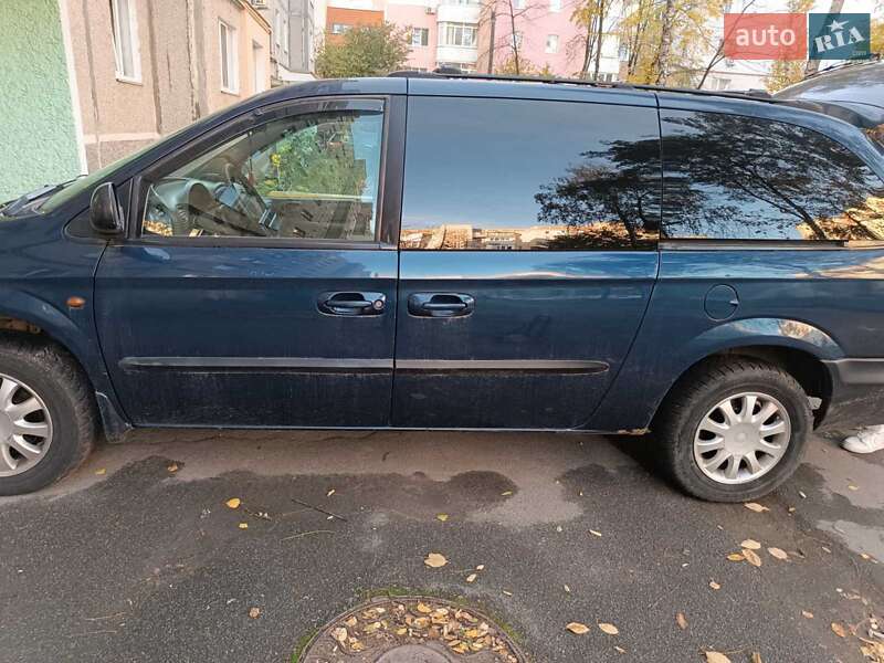 Chrysler Grand Voyager 2003